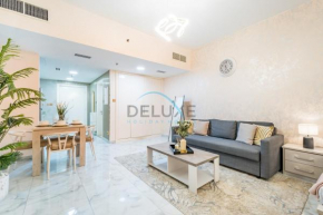 Chic Studio Apartment in Tuscan Residences 1 Arezzo 2, JVC by Deluxe Holiday Homes